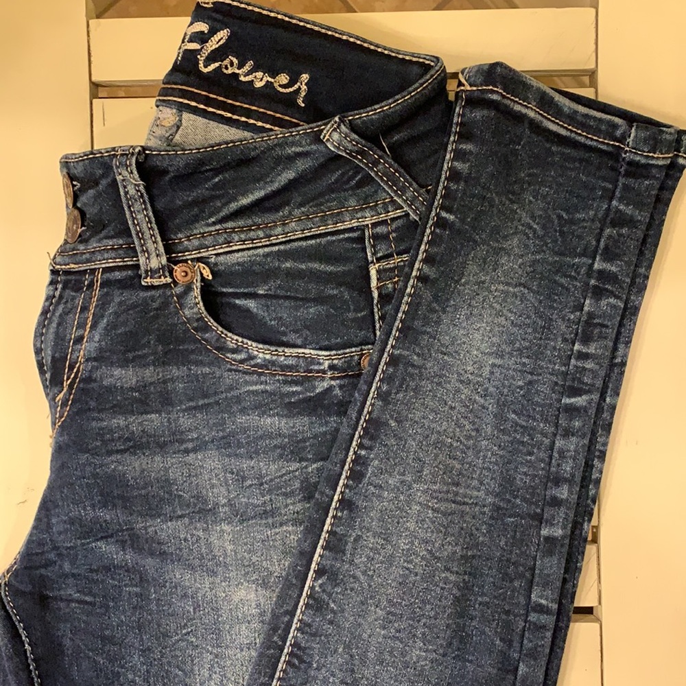 Like New! WallFlower jeggings. - Picture 11 of 11